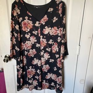 Rose & Olive Floral 3/4 inch sleeve dress